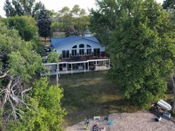 37165 S Little McDonald Dr, Perham, MN 56573