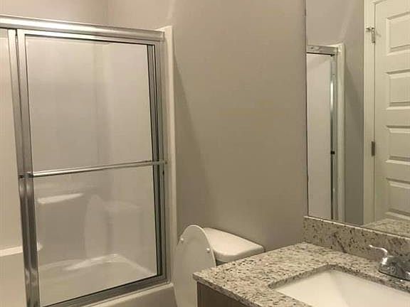 4th image of 4000 Hawthorne Ave APT 1