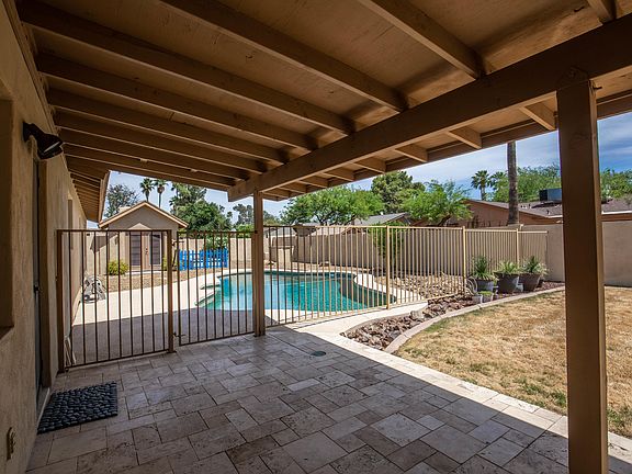4th image of 5119 E Poinsettia Dr