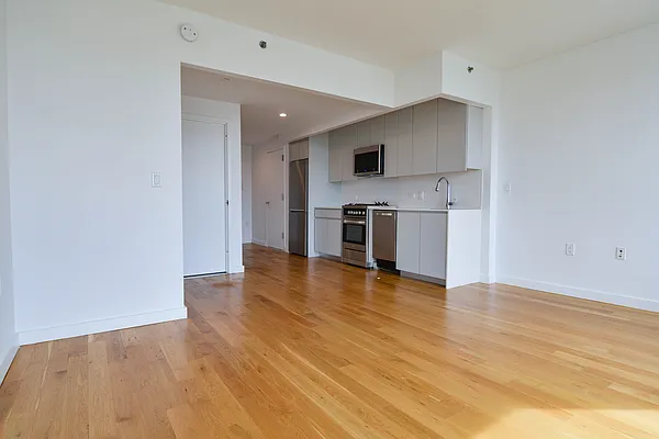 Rented by Corcoran | media 15