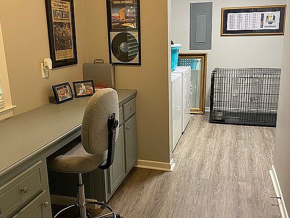 Large office/laundry room