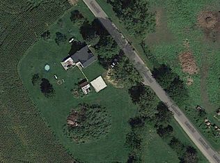 1905 Lenox Rd, Dixon, IL 61021