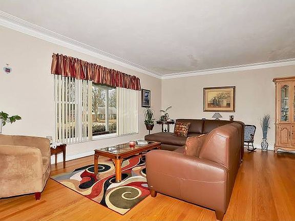 2nd image of 8819 Rock Forest Dr