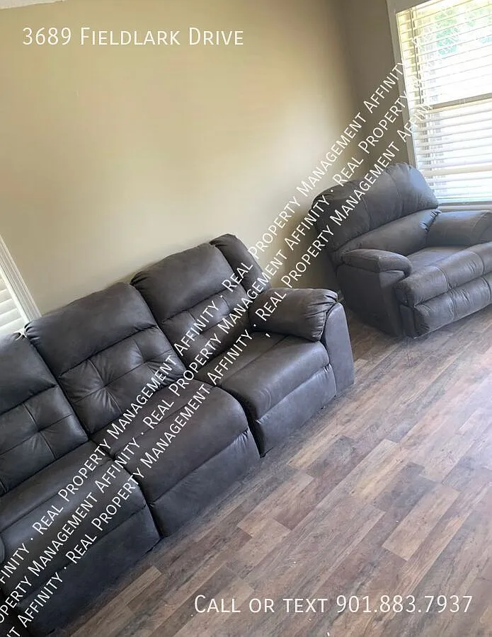 Move In Ready 3BR | LVP Flooring | Appliances & Furnishings Included — Photo 2