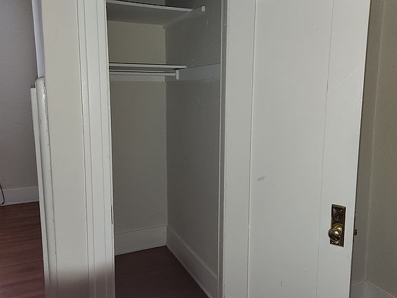 3rd image of 3811 E 4th St APT 8