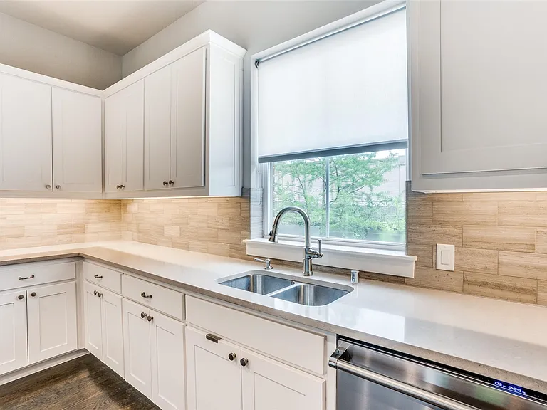 7700 Eastern Ave #202 — Photo 5