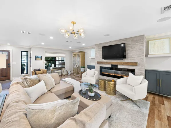 313 JAMES ST, Boerne, TX 78006