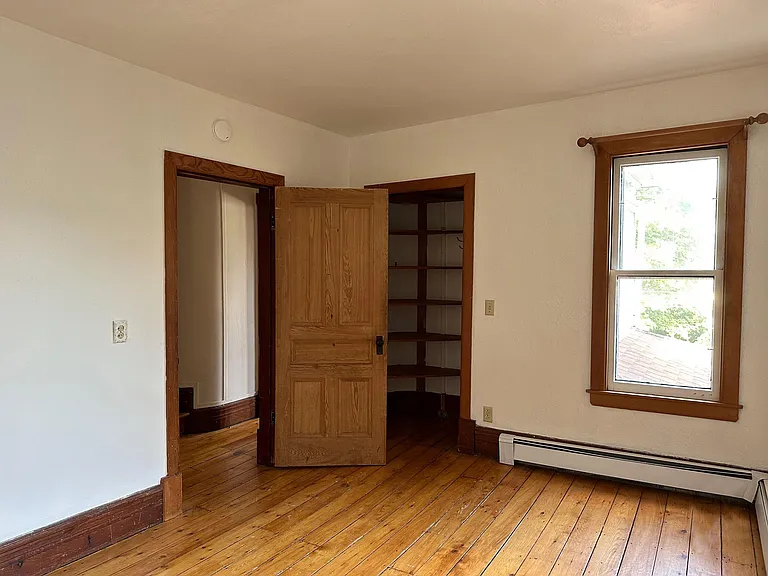 35 Prospect St #A — Photo 8