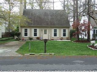 32 Mellon St, Newport News, VA 23606