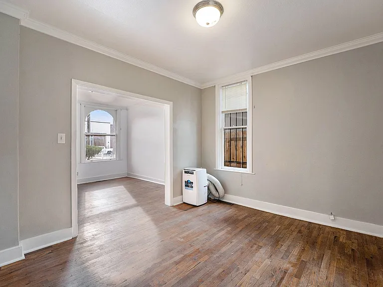 2825 W 25th Ave — Photo 3