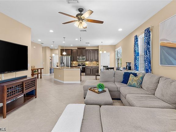 4th image of 5790 Harbour Club Rd APT 201