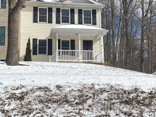 1773 Shutterlee Mill Rd #A, Staunton, VA 24401