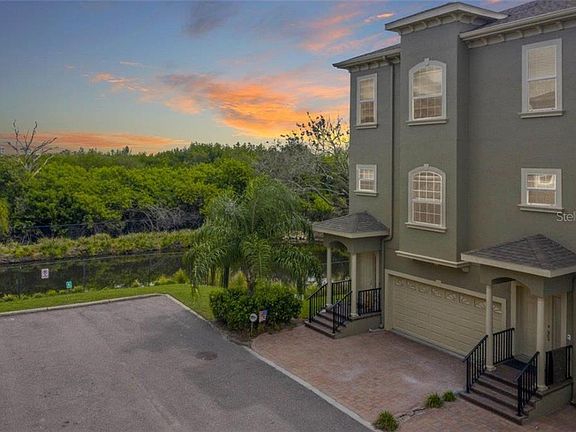 3rd image of 10050 Bayou Grande Ave
