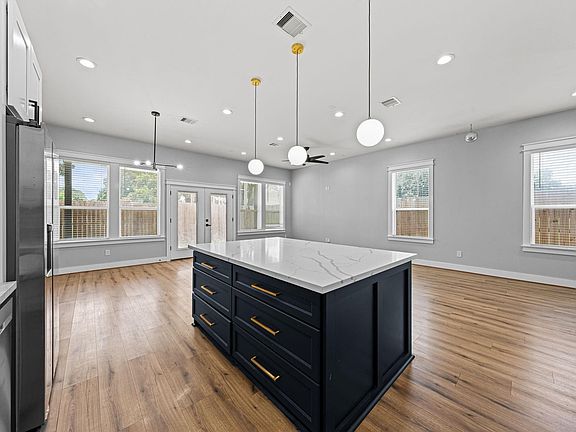 4th image of 6476 Tc Jester Blvd