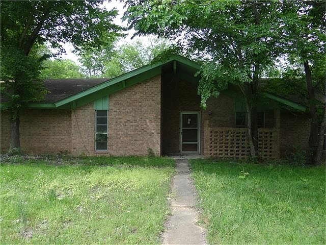 1st image of 551 N Barbee St