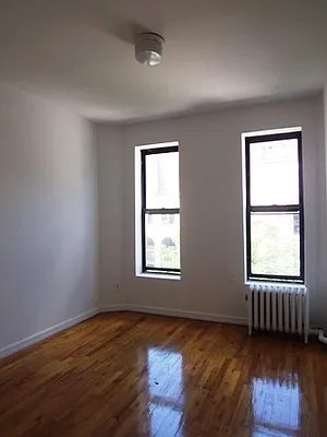 Rented by City Connections Realty | media 16