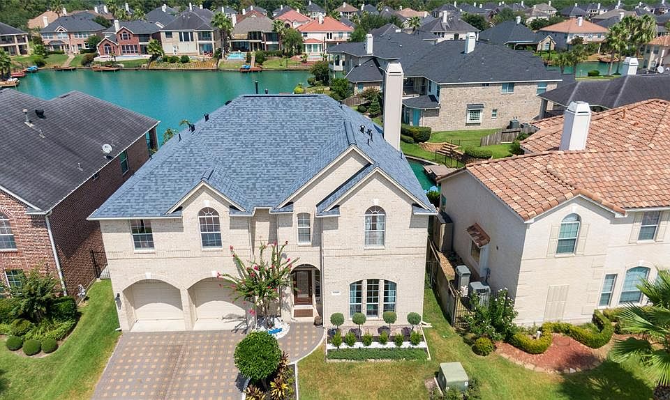 1st image of 12143 Lismore Lake Dr