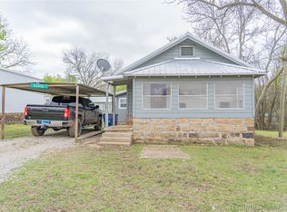 312 W 11th St, Pawhuska, OK 74056