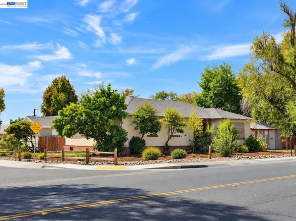 2305 Tennessee St, Vallejo, CA 94591