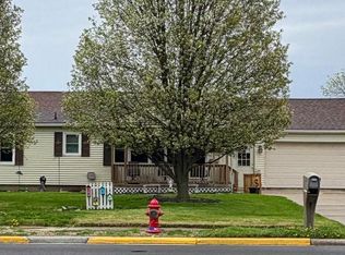 142 S Vandemark Rd, Sidney, OH