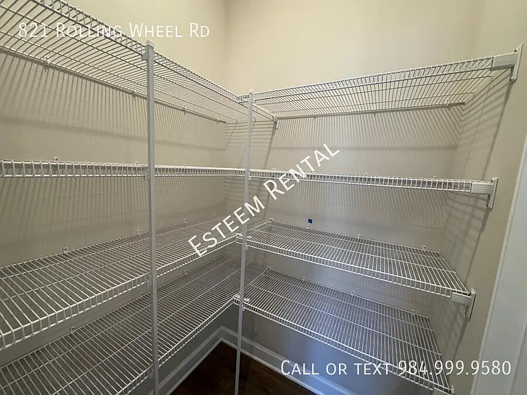 821 Rolling Wheel Rd — Photo 16