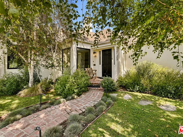 11357 Aqua Vista St, North Hollywood, CA 91602