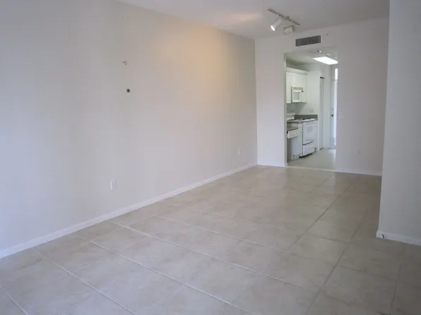 4812 S Central Blvd APT 15, Jupiter, FL 33458