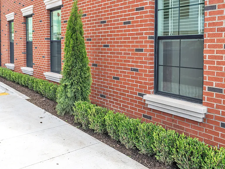 325 SW 5th St — Photo 33