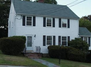 13 Myrtle St, Woburn, MA 01801