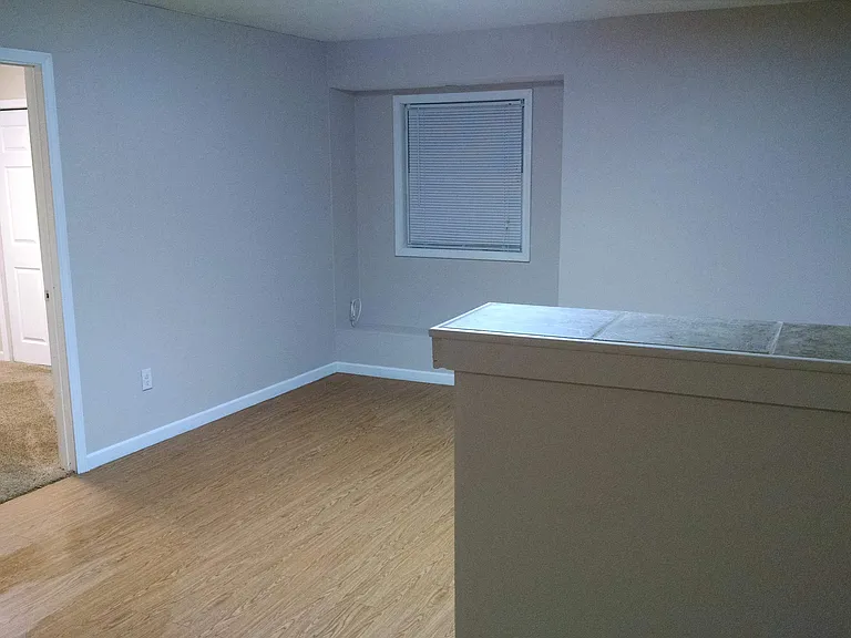 130 W 9th St #3 — Photo 5