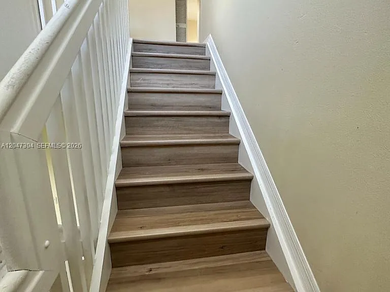1926 NE 3rd Ct — Photo 13