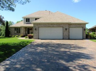 11649 Pond View Ct N, Champlin, MN 55316