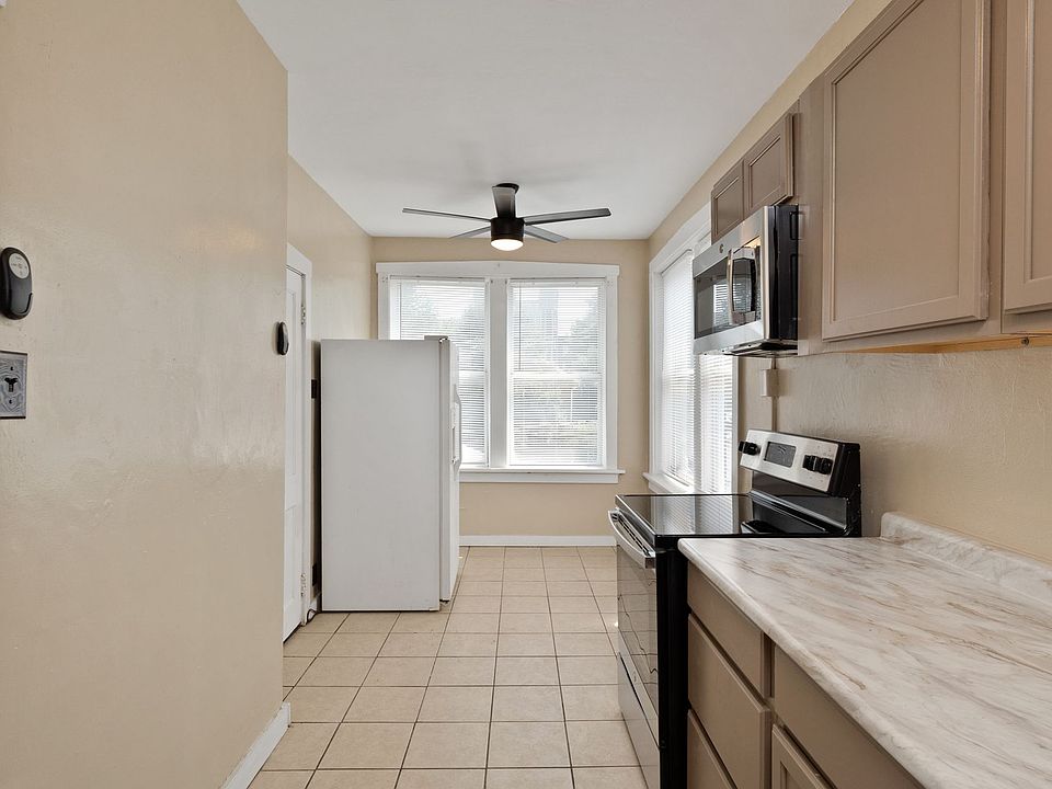 1st image of 3228 Arsenal St #2