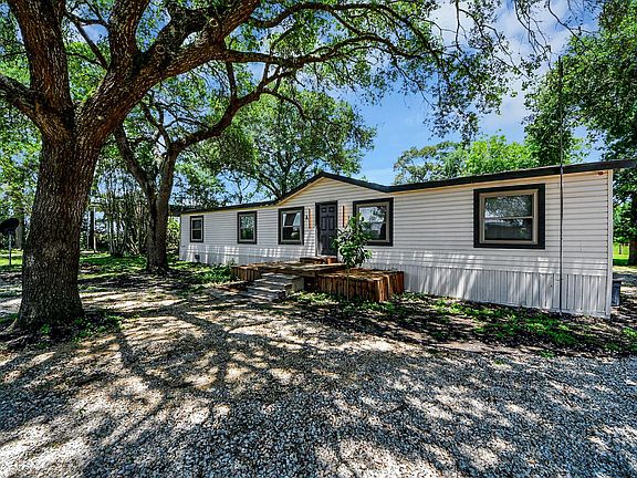 4th image of 28222 Margerstadt Rd