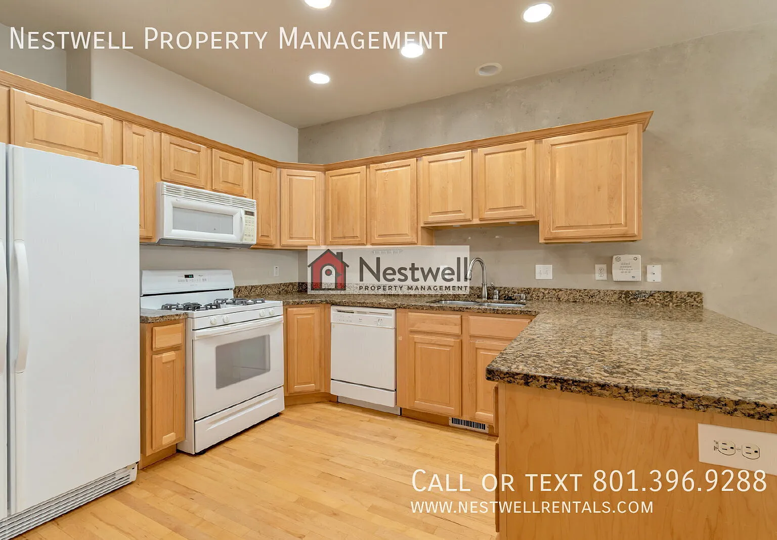 Enchanting 5-bed upgraded townhome in SLC! — Photo 3