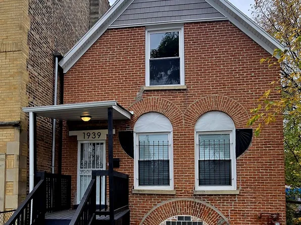 (undisclosed Address), Chicago, IL 60623