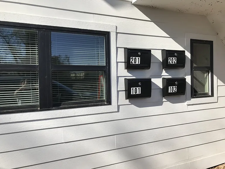 405 E Smith St #101 — Photo 17