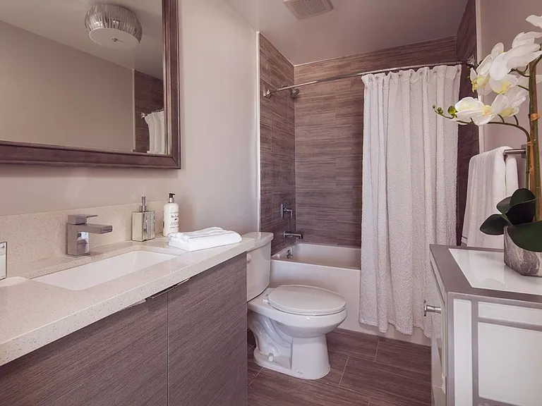 5500 N Klump Ave — Photo 34