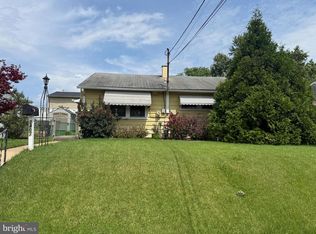 2407 Alma Rd, Halethorpe, MD 21227