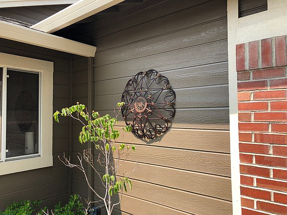 4th image of 9062 Duovo Way