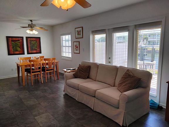 3rd image of 5011 Starfish Dr SE APT A