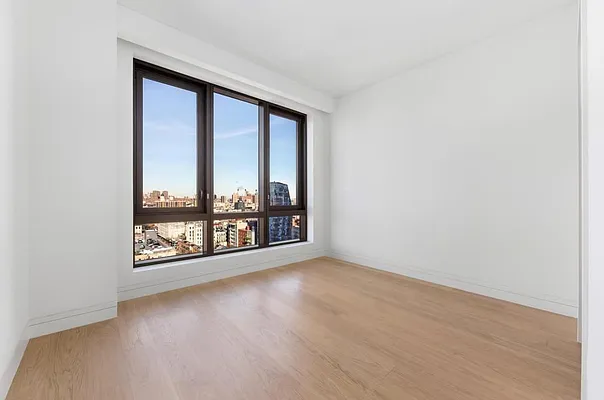 Rented by Douglas Elliman | media 22