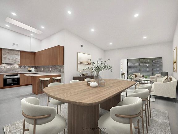 3rd image of 21240 Harbor Way APT 285-28