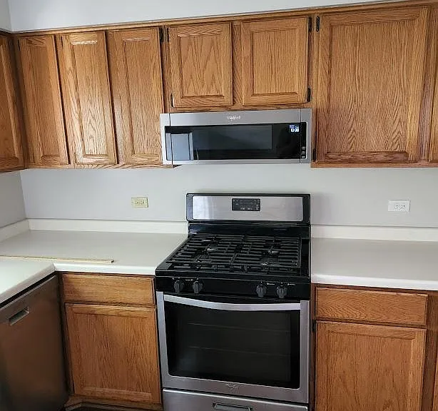 214 N Bothwell St #1 — Photo 5