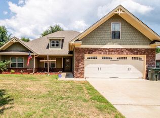 9 Wheatland Way, Fort Mitchell, AL 36856