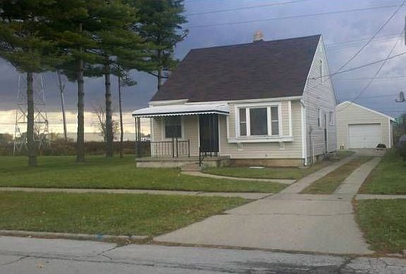 MOVE RIGHT IN! Remodeled