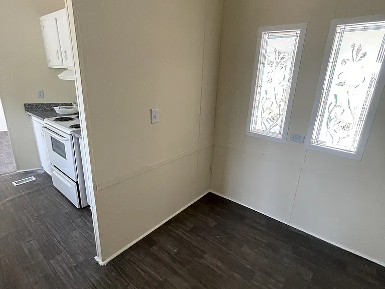 251 New Cassel Dr — Photo 9