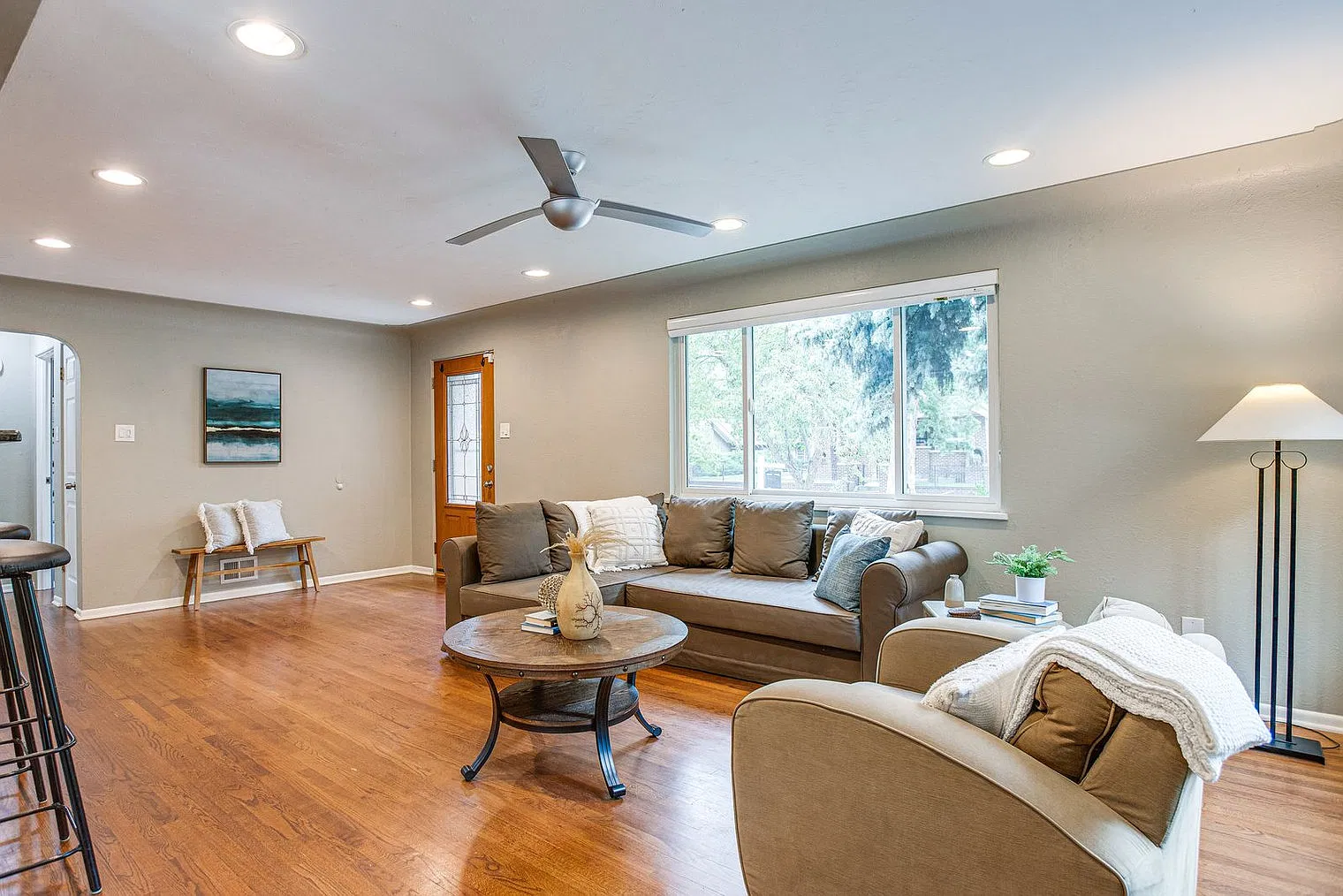 4 bed, 2.0 bath, 2098 sqft, $4,257 — Photo 1