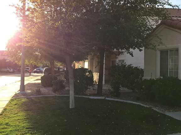 Front yard with street view