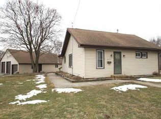 425 Chautauqua Ave, Colfax, IA 50054